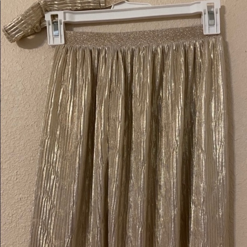 💟 TotalGirl Gold Cupcake Style Skirt & Headband